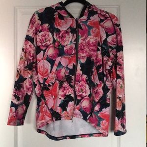 LULULEMON stretch activewear/lifestyle jacket